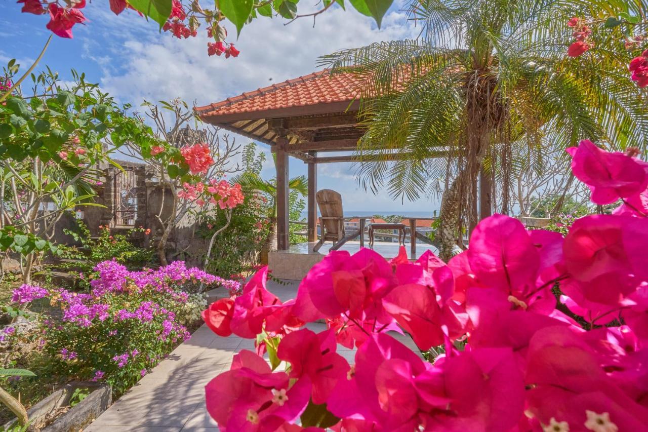 The Uluwatu Estate Hotel Pecatu Buitenkant foto
