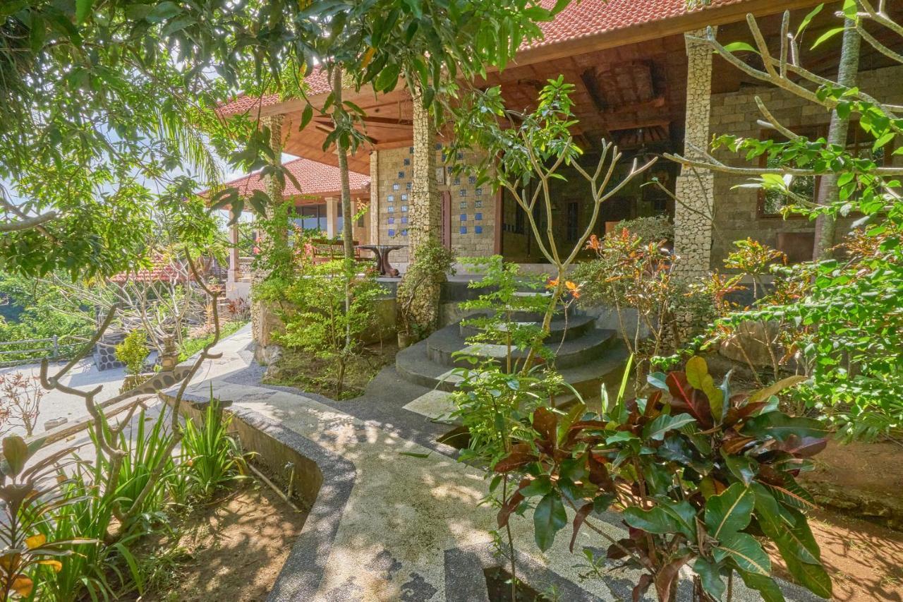 The Uluwatu Estate Hotel Pecatu Buitenkant foto