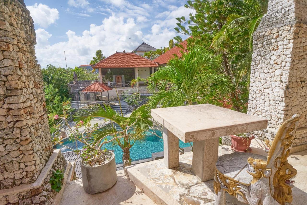 The Uluwatu Estate Hotel Pecatu Buitenkant foto