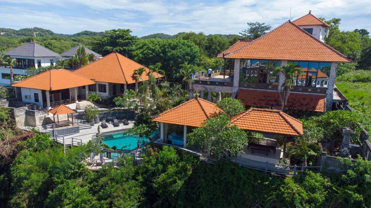 The Uluwatu Estate Hotel Pecatu Buitenkant foto