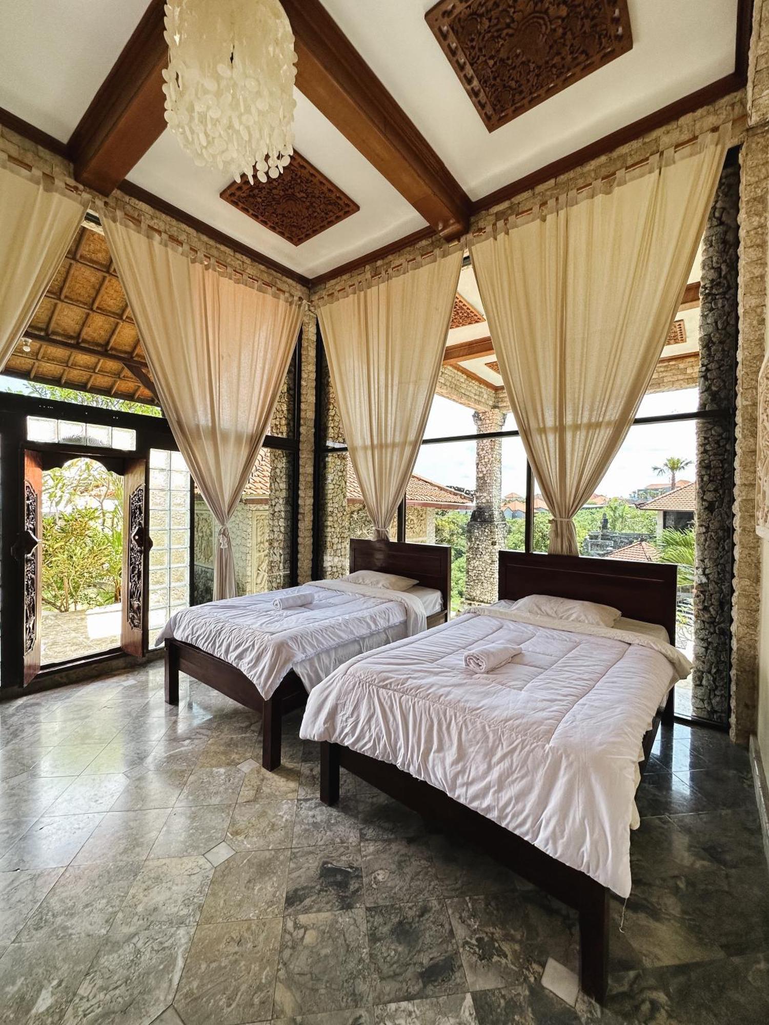 The Uluwatu Estate Hotel Pecatu Buitenkant foto