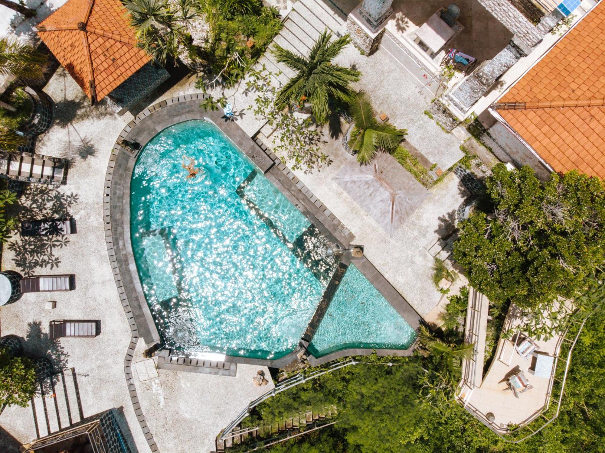The Uluwatu Estate Hotel Pecatu Buitenkant foto