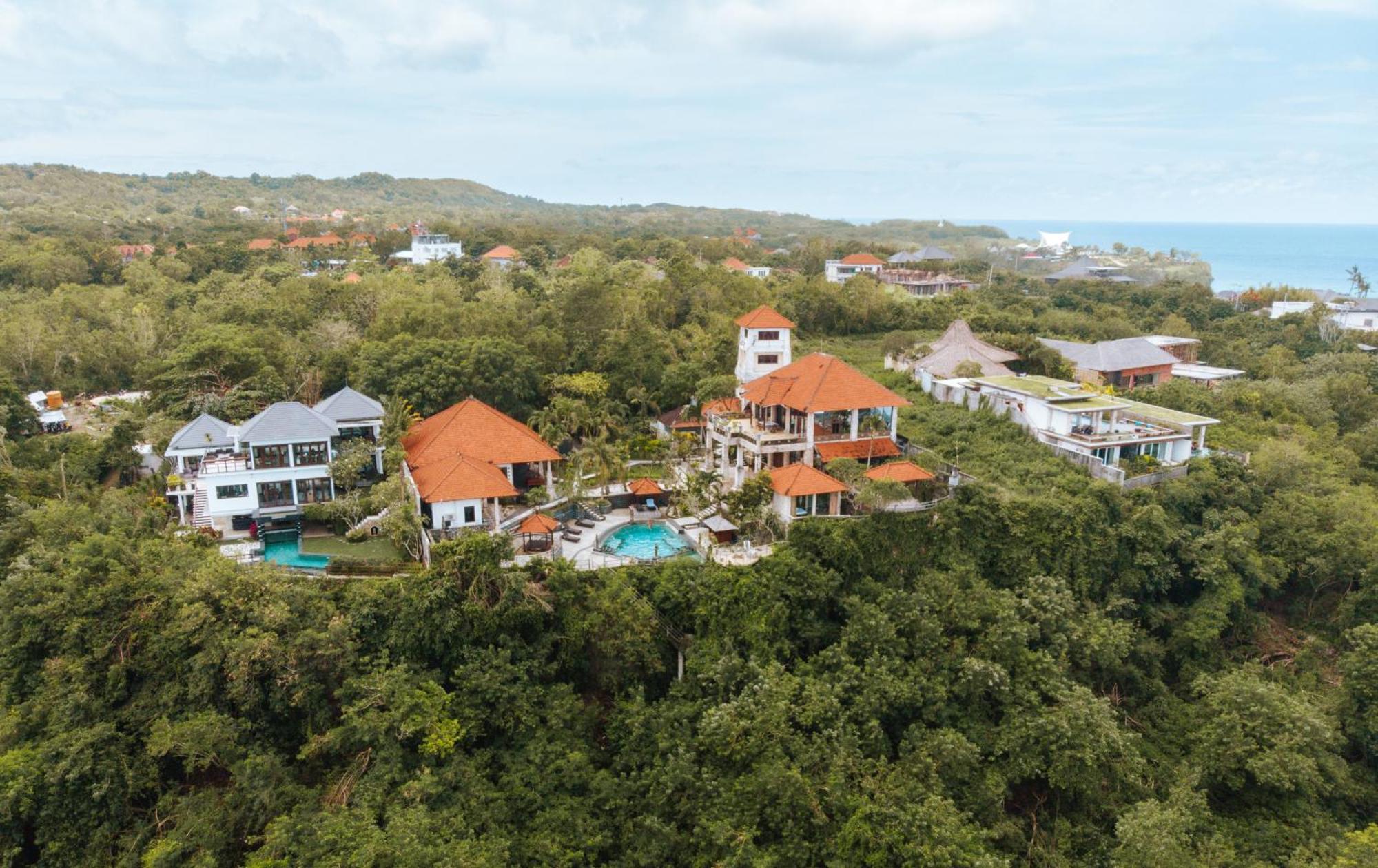 The Uluwatu Estate Hotel Pecatu Buitenkant foto