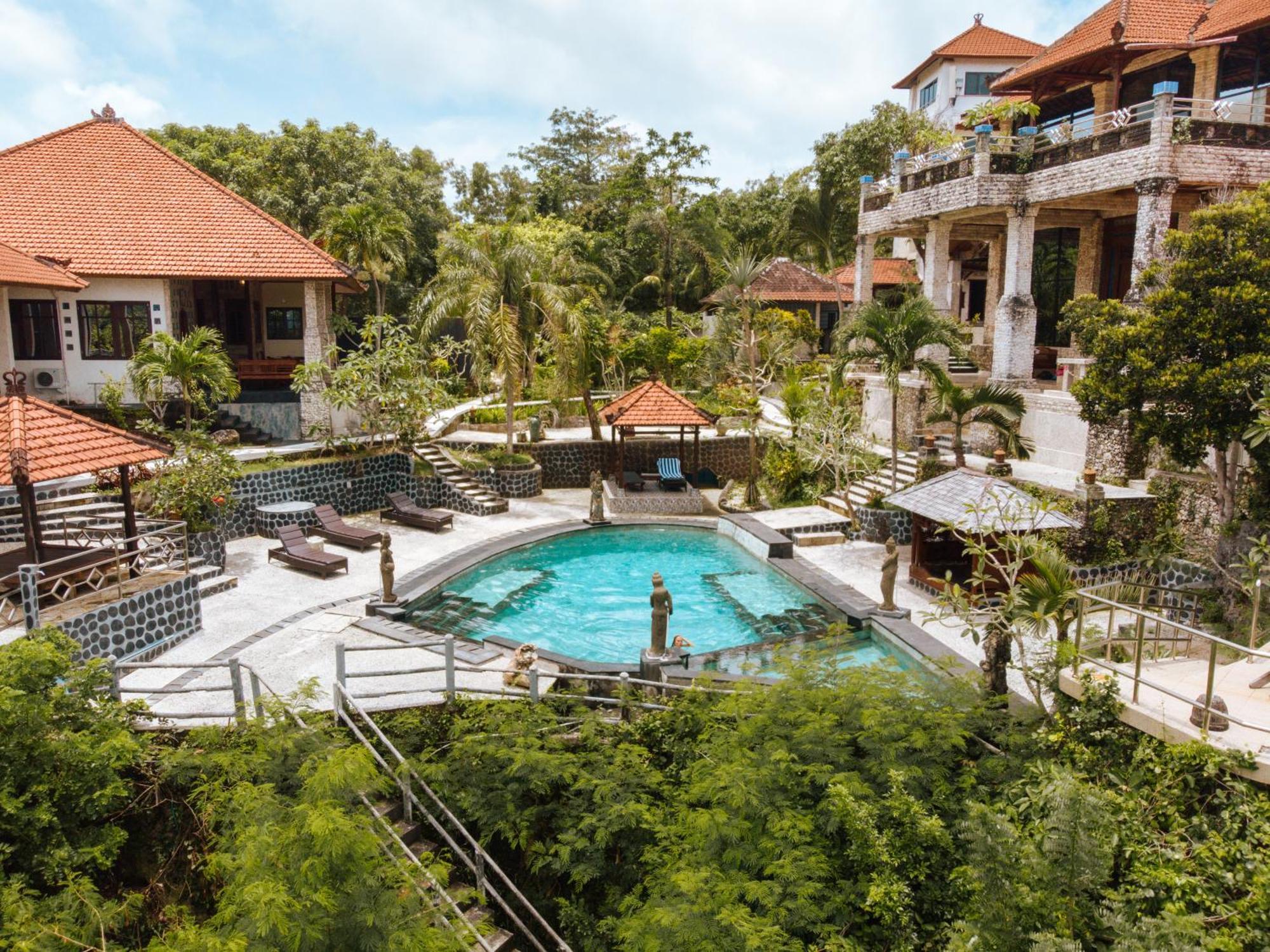 The Uluwatu Estate Hotel Pecatu Buitenkant foto
