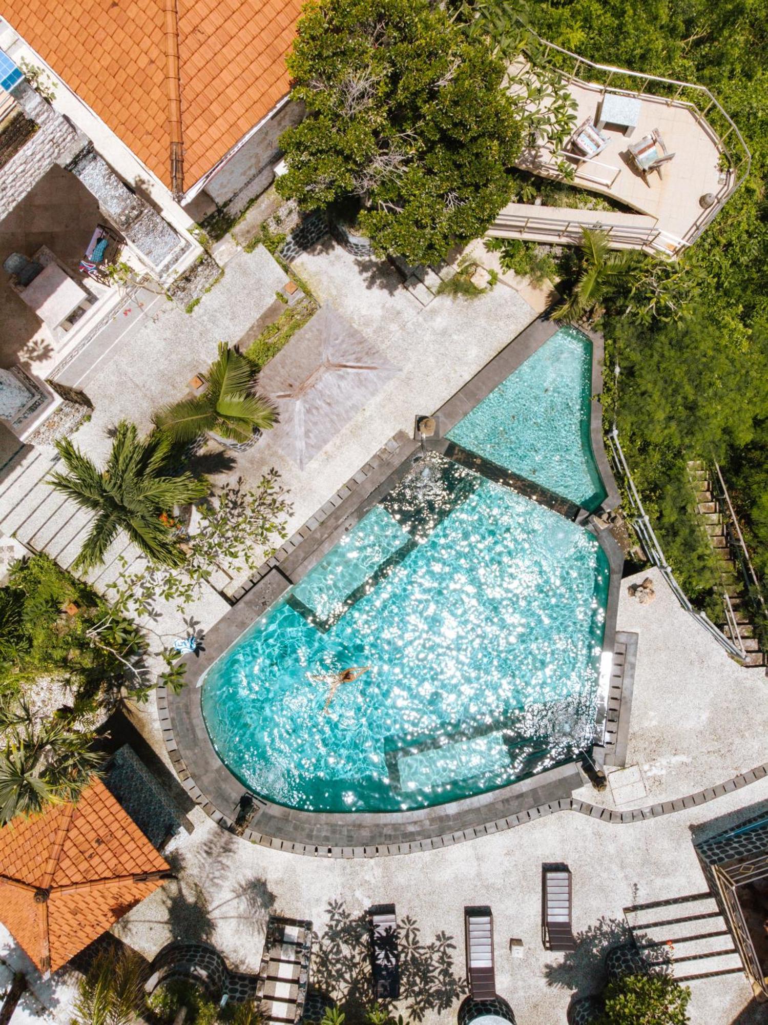 The Uluwatu Estate Hotel Pecatu Buitenkant foto