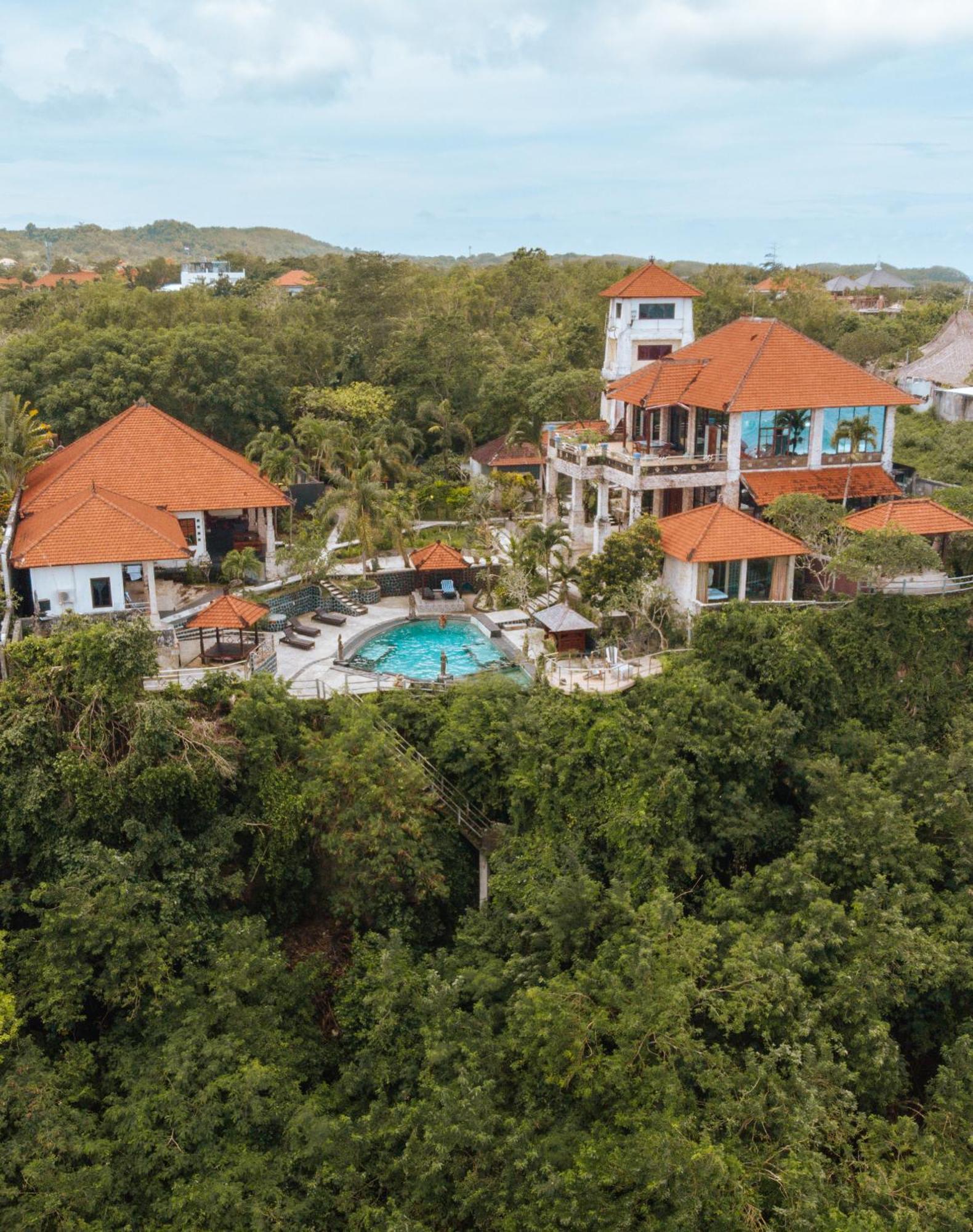The Uluwatu Estate Hotel Pecatu Buitenkant foto