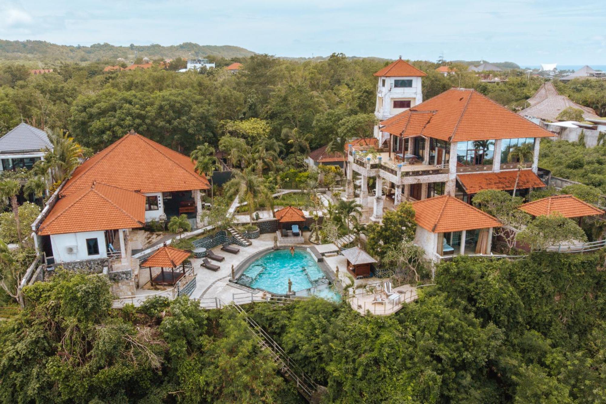 The Uluwatu Estate Hotel Pecatu Buitenkant foto