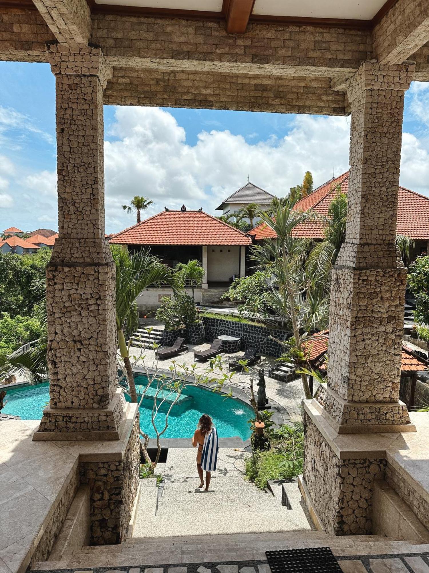 The Uluwatu Estate Hotel Pecatu Buitenkant foto